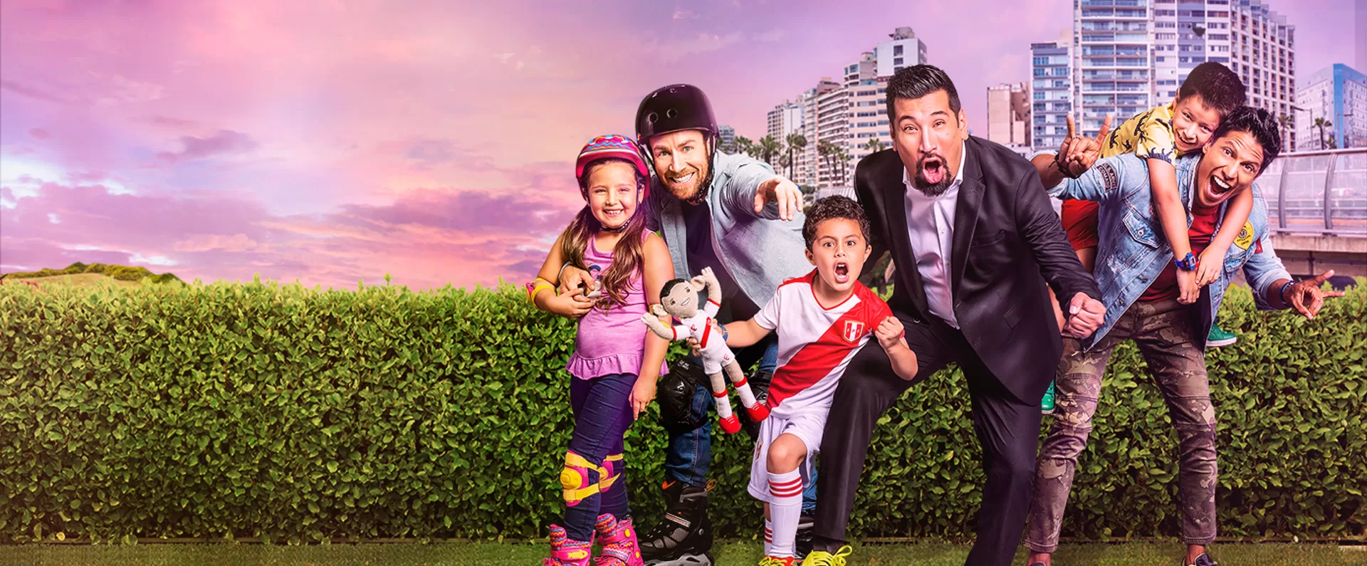 Señores Papis. Narra la historia de tres padres de familia que lo darán todo por sus hijos aún en circunstancias difíciles.  