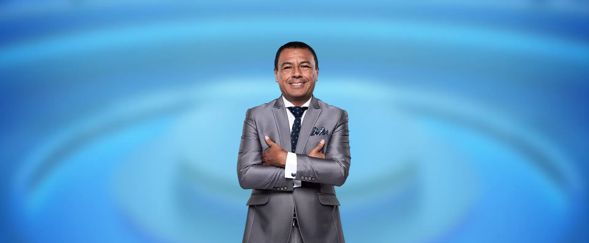 Con Jimmy Chinchay con su experiencia diaria de cronista parlamentario, se pone al frente de un espacio para el debate y análisis de los hechos políticos de la semana. 