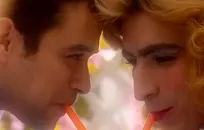 Al Fondo Hay Sitio