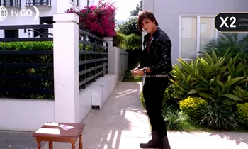 Valentino quiere sorprenderte en su nueva faceta como mago