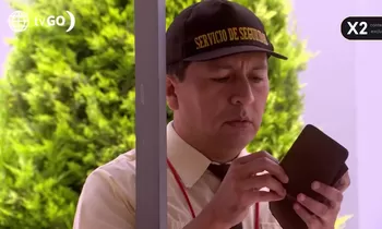 ¿Qué táctica quisiera usar Félix para impresionar a Juana?