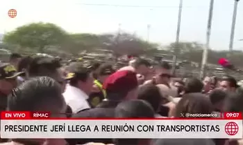 Presidente Jerí llega a reunión con transportistas en Rímac