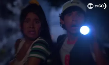 Angelita y Oto en el cementerio???