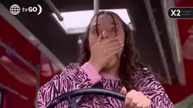 ¿María Paz logrará estacionar el micro de Tito con éxito?