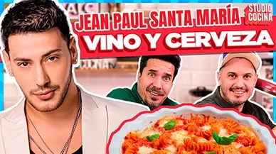 YO TOMO VINO Y CERVEZA