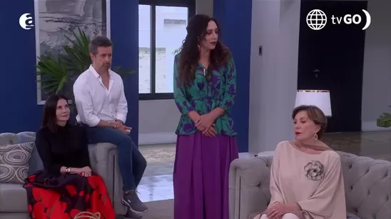 Al Fondo Hay Sitio
